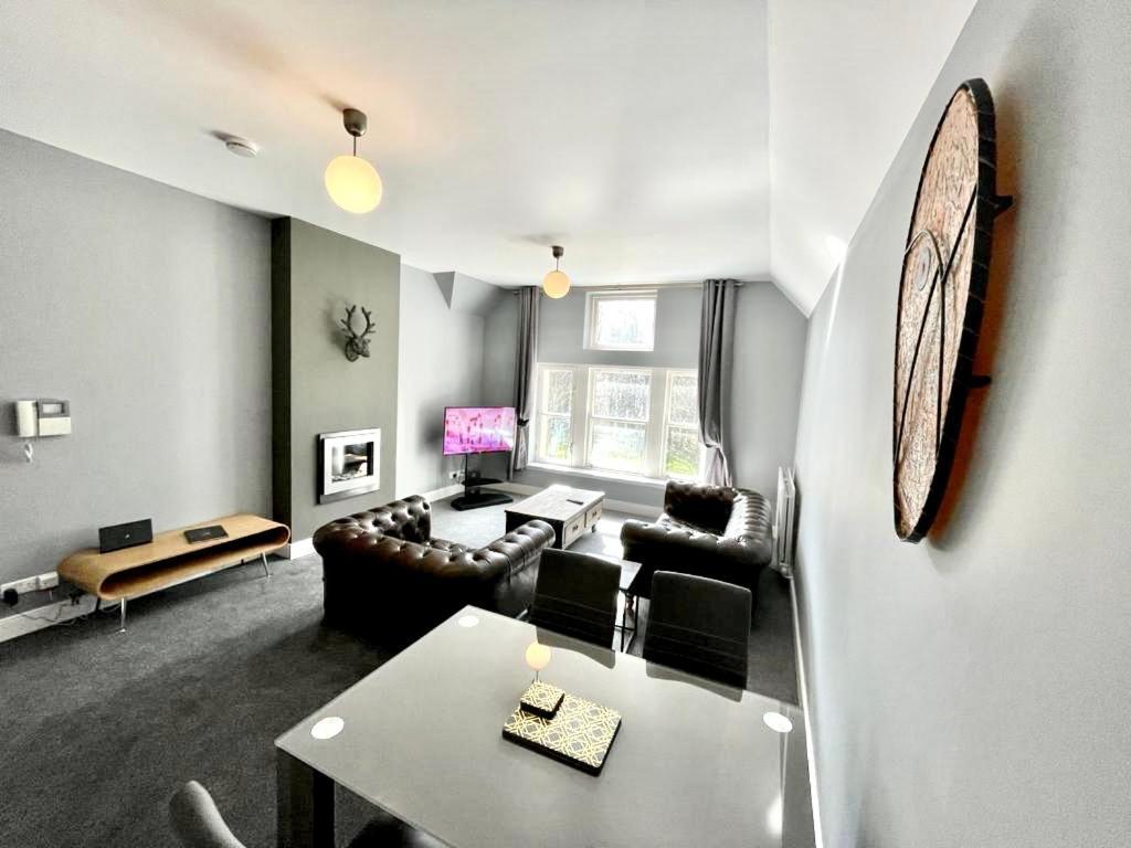 Serviced Accommodation Moray - Lesmurdie House Элгин Экстерьер фото